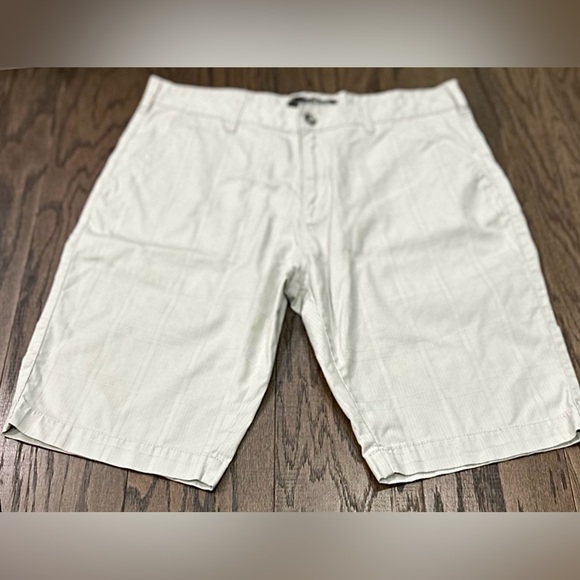 Shorts - Picture 7 of 7